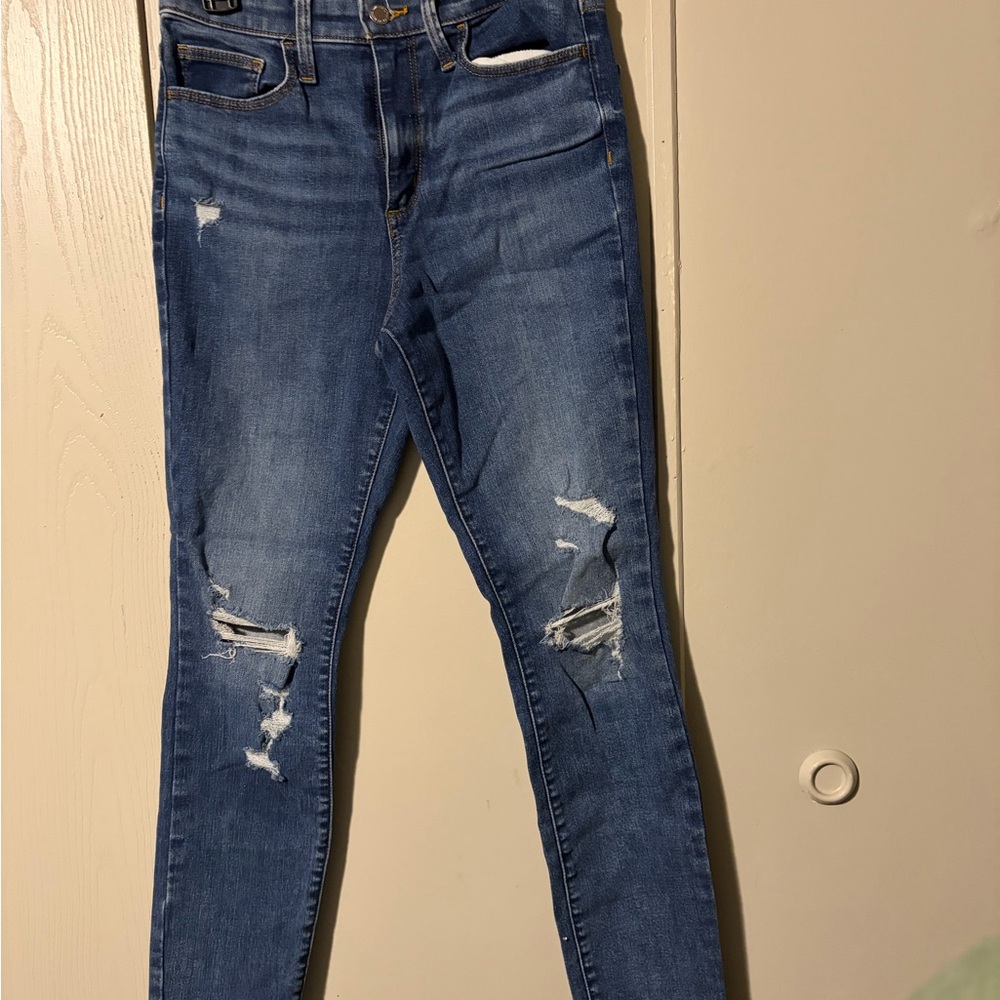 Universal Thread Women's Skinny Jeans in Distressed Blue